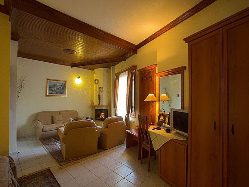 Egnatia Hotel Ioannina Exterior foto